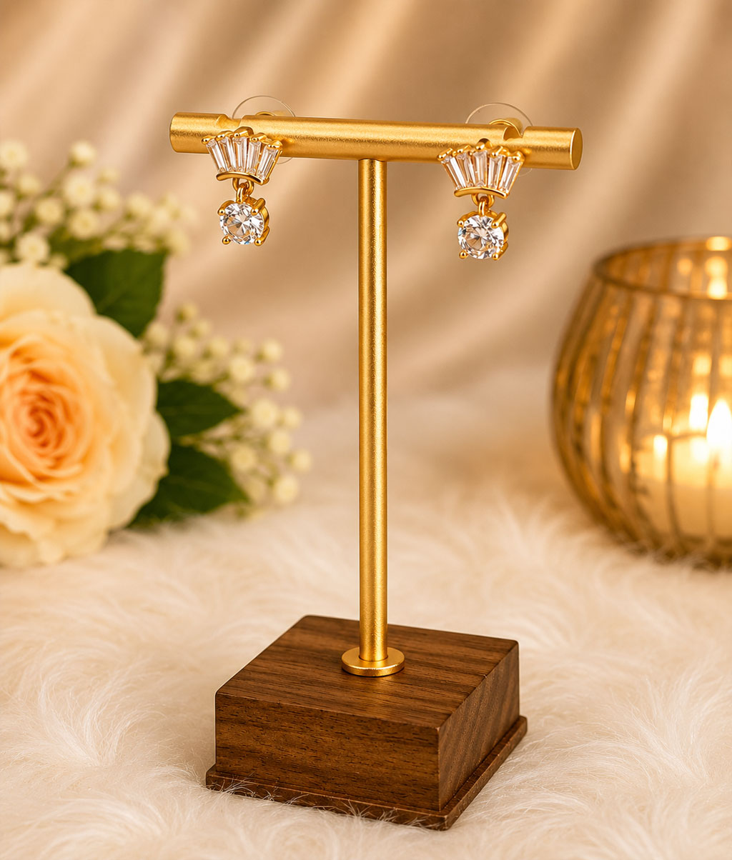 The Queen's Crown Drops